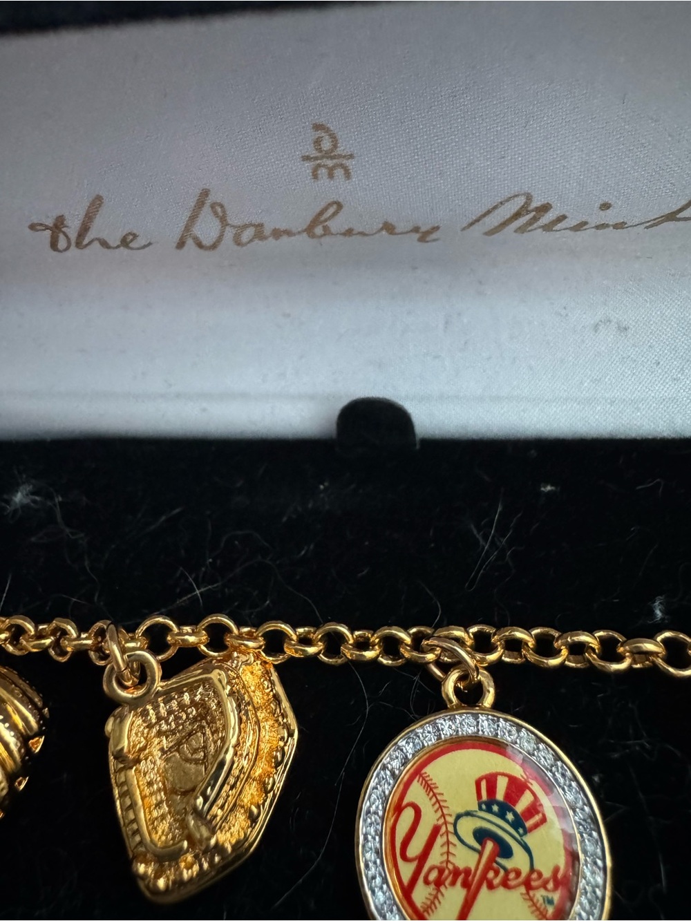 Danbury Mint Yankees Gold-Tone Baseball Charm Bracelet with Yankees Medallions